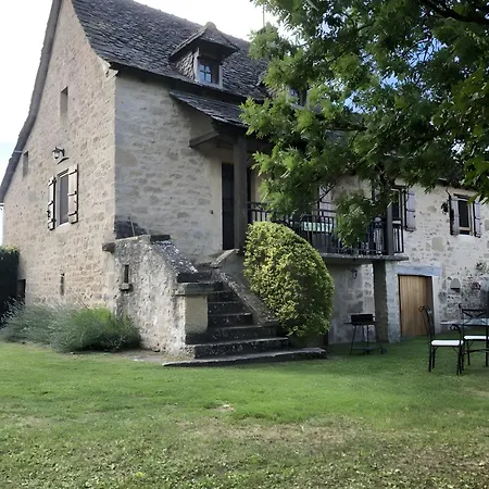 Du Cayrou Tatil Evi *