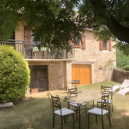 Du Cayrou Casa vacanze *